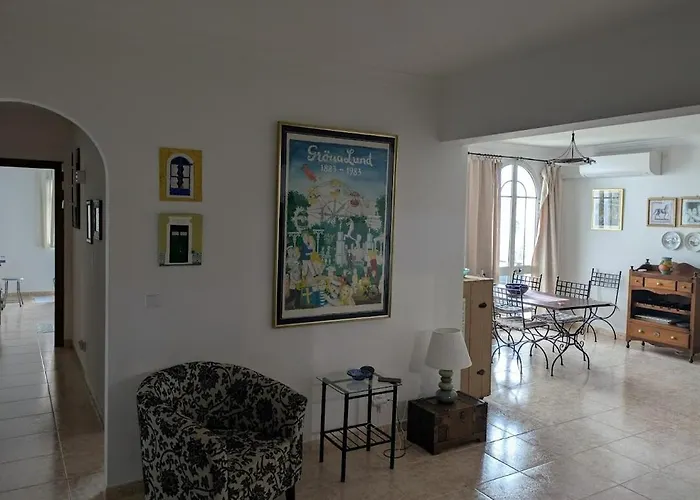 Garden Golf And Sunny 公寓 *